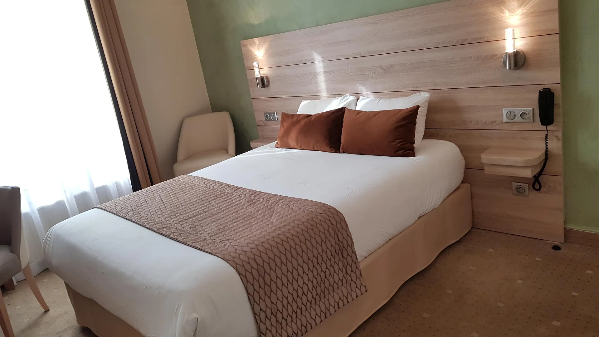 Hotel Champerret Elysees