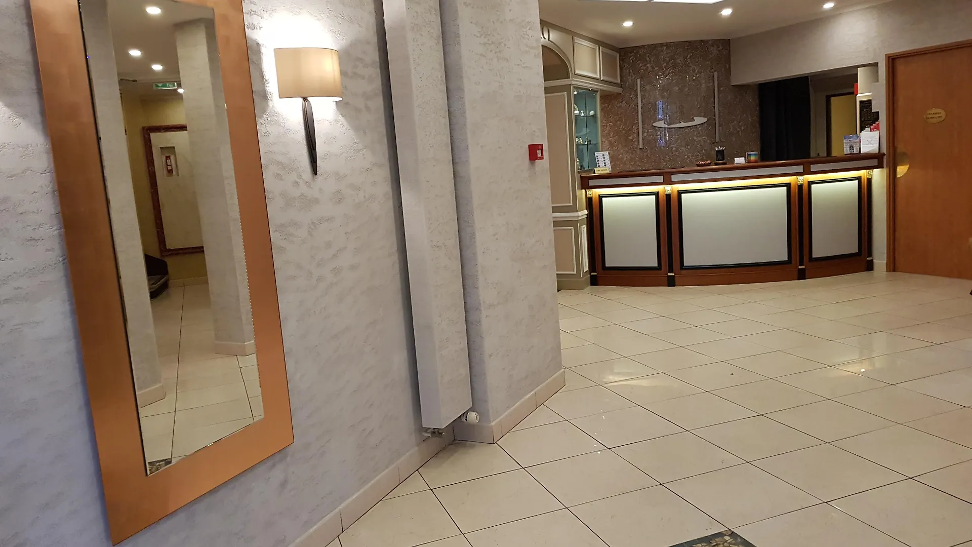 Champerret Elysees Hotel Paris