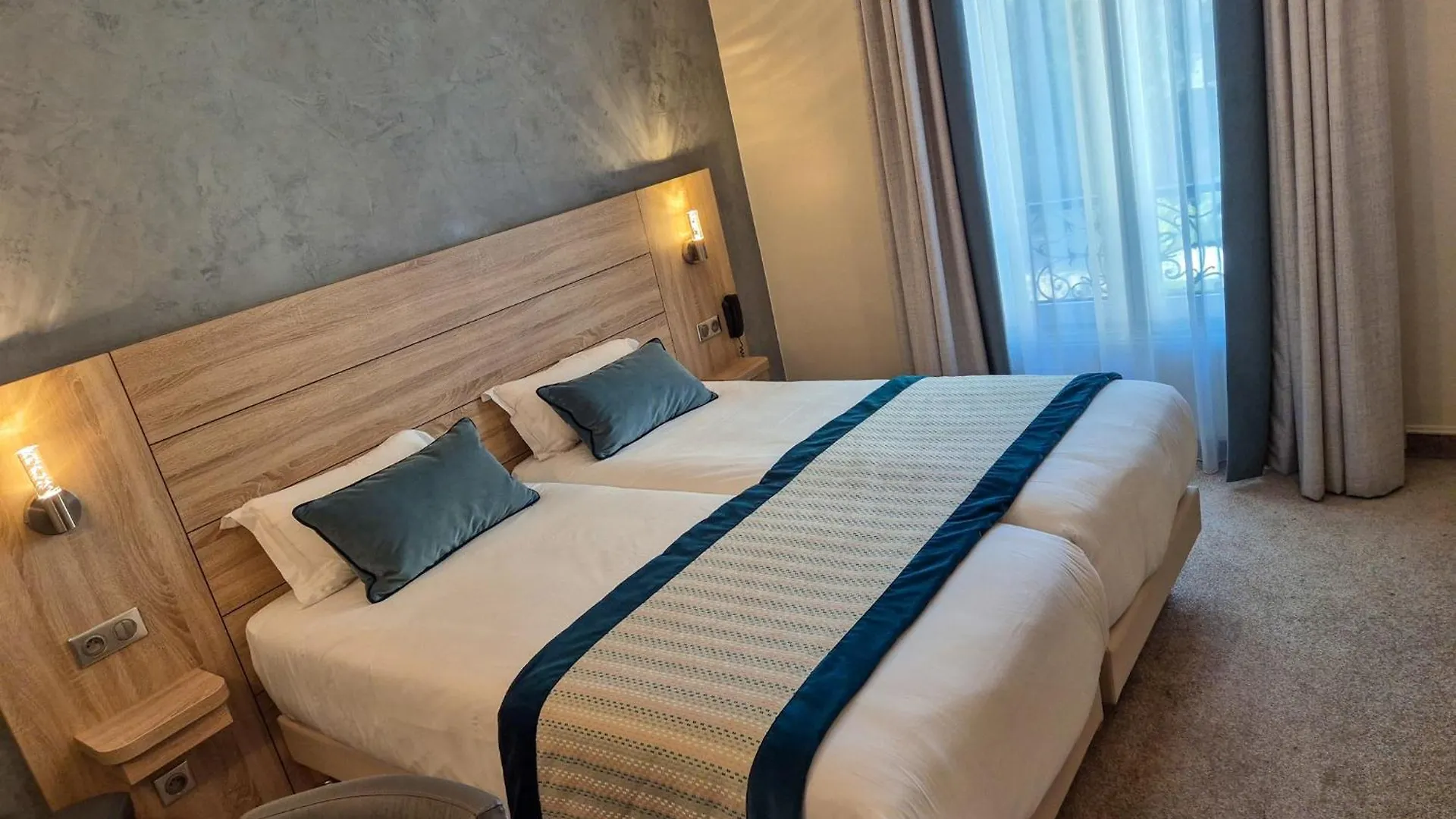 Champerret Elysees Hotel 3*