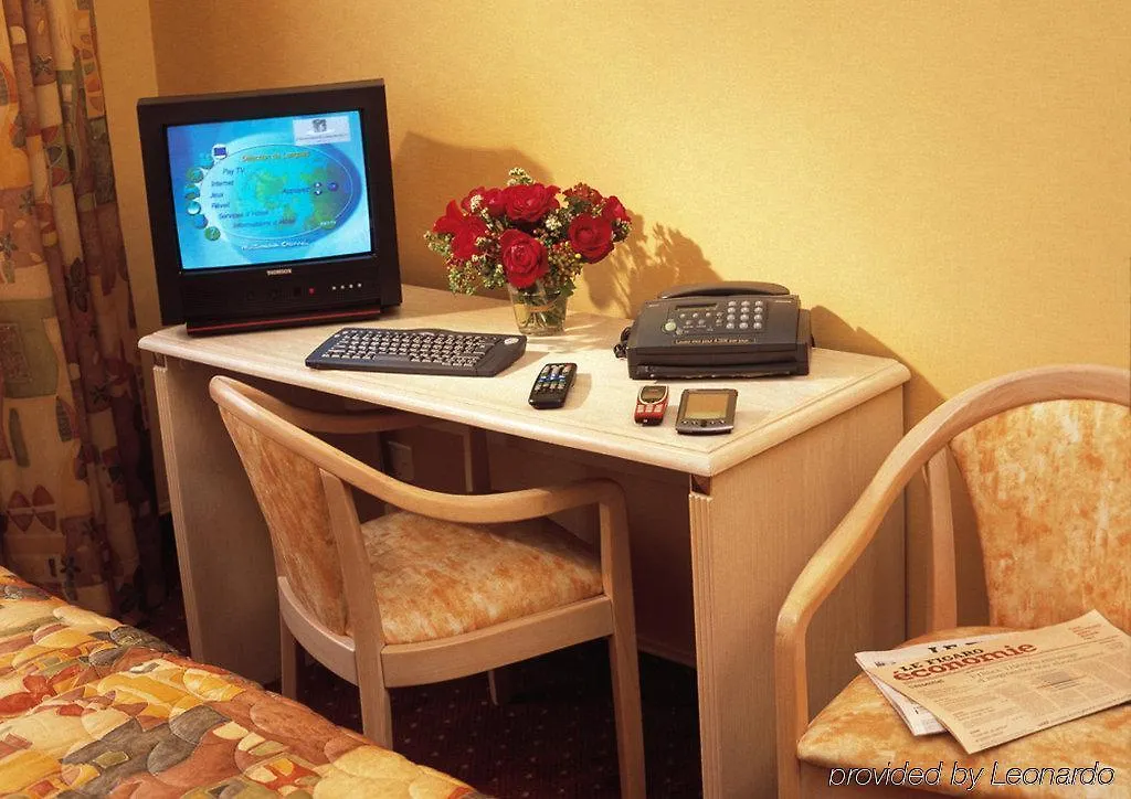 Hotel Champerret Elysees