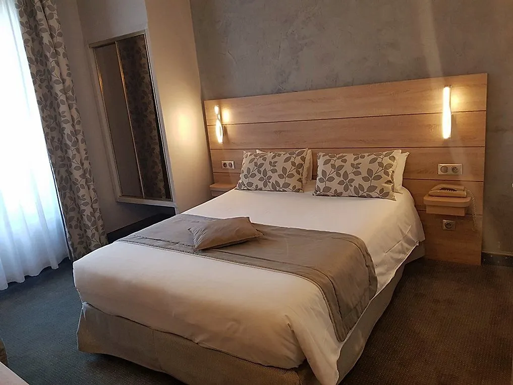 Champerret Elysees Париж