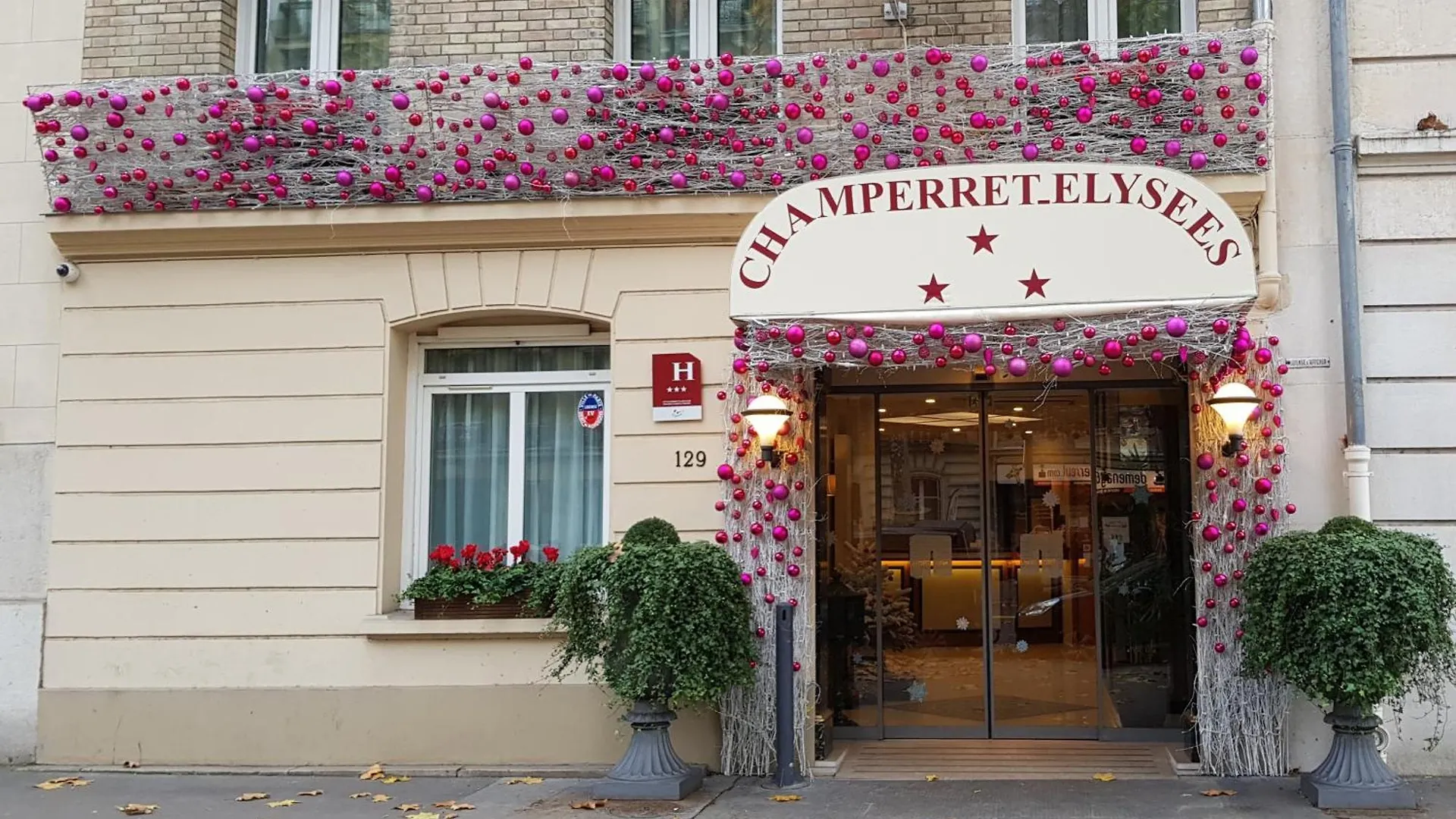 Champerret Elysees 3*
